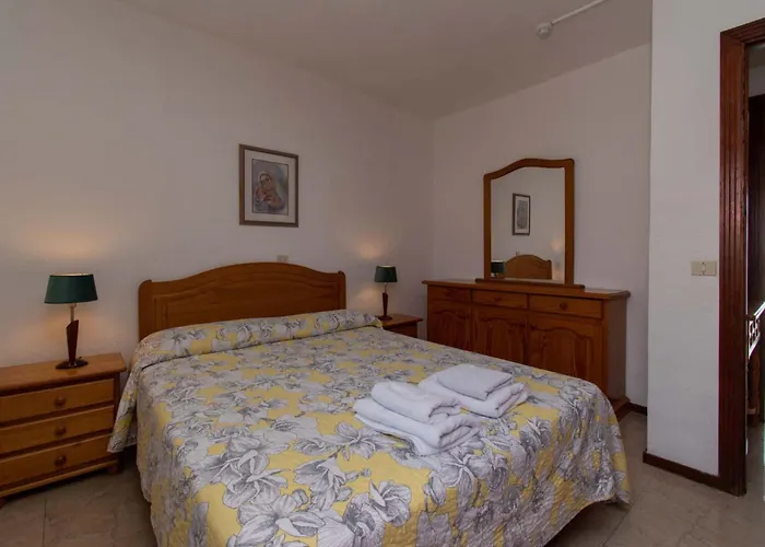 Blanquitas 9 ארונה